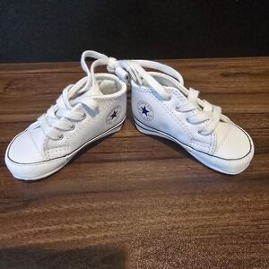 Converse All Star Infant Crib Shoes – Size 2 (White Leather)